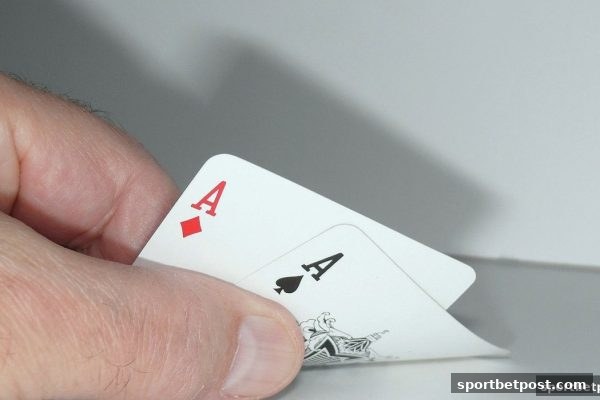 体育投注站深度解析：牛牛游戏玩家心理与水果机出分规律